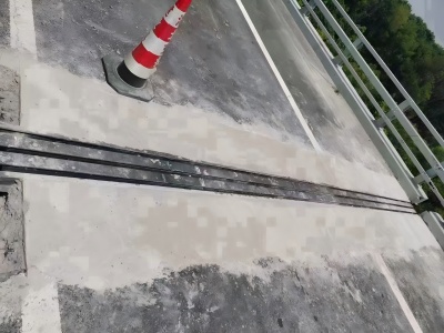 仁布伸缩缝更换后浇筑材料快速结构修补料速砼的产品特点及施工流程​